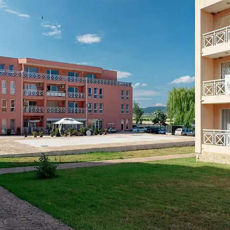 санни дэй-6 Daire